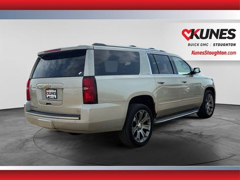 Used 2015 Chevrolet Suburban LTZ AWD/4WD image 8