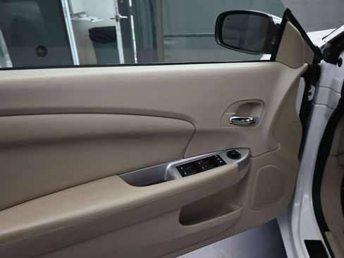 Used 2011 Chrysler 200 Limited FWD image 43