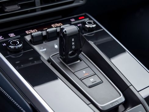 Certified 2022 Porsche 911 Turbo S image 40