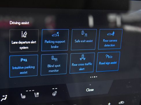 Used 2024 Lexus RZ 300e Premium image 30