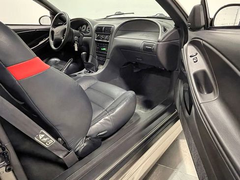 Used 2001 Ford Mustang GT image 65