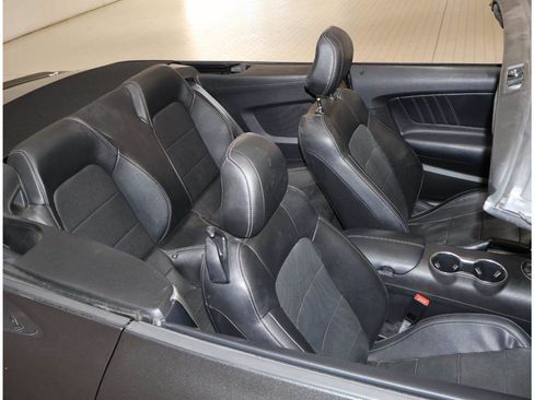 Used 2020 Ford Mustang GT Premium w/ Ford Safe & Smart Package RWD image 21