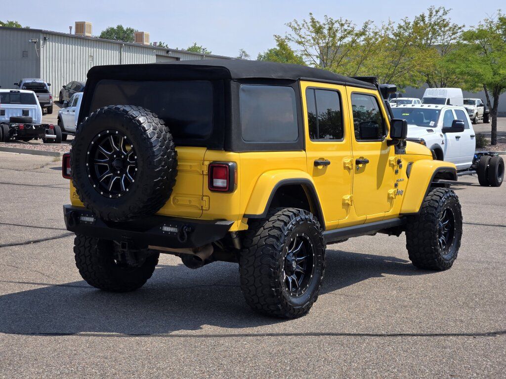 Used 2020 Jeep Wrangler Unlimited Sahara AWD/4WD image 3
