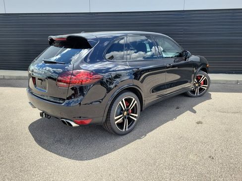 Used 2014 Porsche Cayenne AWD/4WD image 8