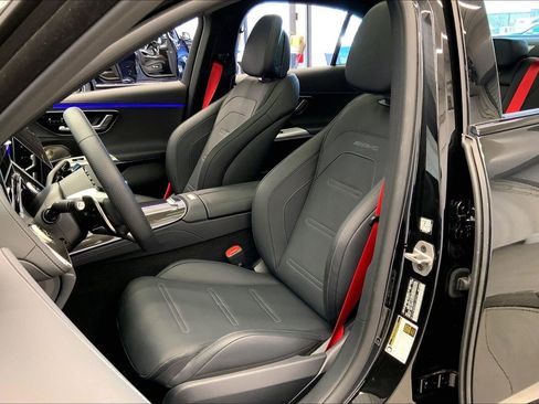 Used 2025 Mercedes-Benz E 53 AMG e 4MATIC Sedan image 4