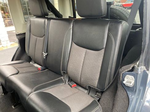 Used 2016 Jeep Wrangler Unlimited Sport AWD/4WD image 40