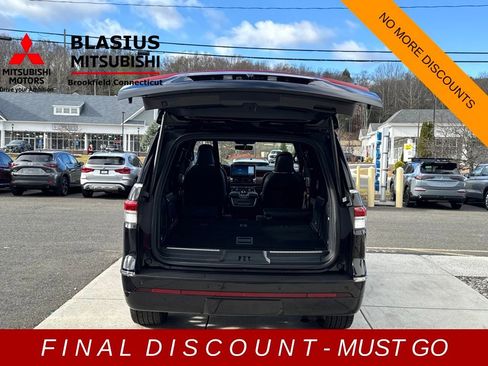 Used 2022 Lincoln Navigator Reserve image 43