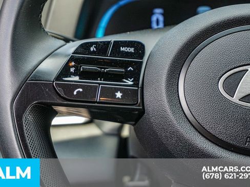 Used 2025 Hyundai Elantra Sport image 29