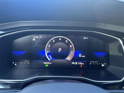 Used 2024 Volkswagen Jetta SE image 26