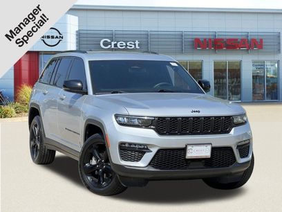 Used 2024 Jeep Grand Cherokee Limited w/ Black Appearance Package
