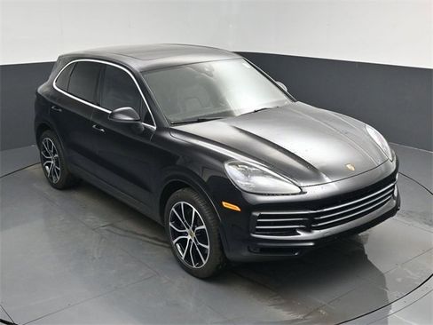 Used 2020 Porsche Cayenne S image 49