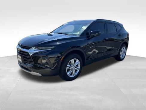 Used 2022 Chevrolet Blazer LT AWD/4WD image 2