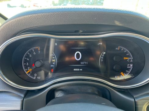 Used 2022 Jeep Grand Cherokee Laredo E w/ Security & Convenience Group image 15