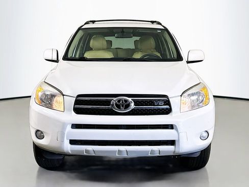 Used 2008 Toyota RAV4 Limited image 2