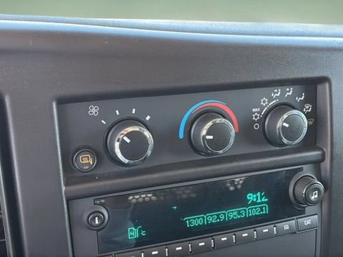 Used 2024 Chevrolet Express 2500 w/ Driver Convenience Package RWD image 28