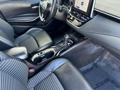 Used 2024 Toyota Corolla XSE FWD image 16