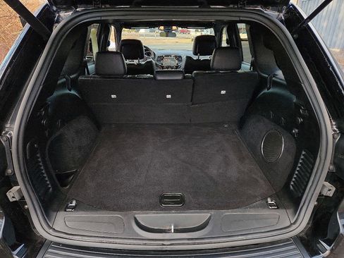 Used 2021 Jeep Grand Cherokee Laredo X image 27