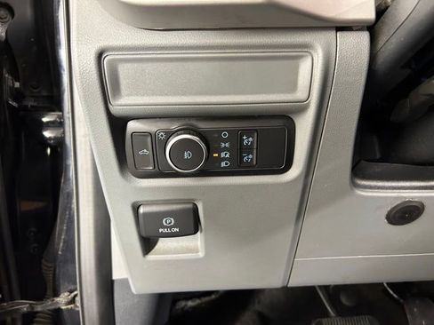 Used 2022 Ford F150 XLT w/ XTR Package AWD/4WD image 26