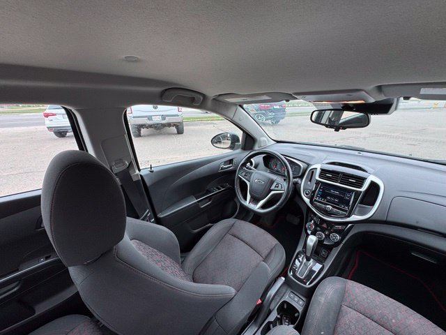 Used 2018 Chevrolet Sonic LT w/ Convenience Package FWD image 25
