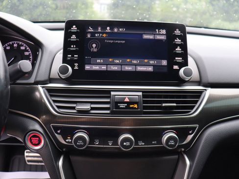 Used 2019 Honda Accord Sport image 31