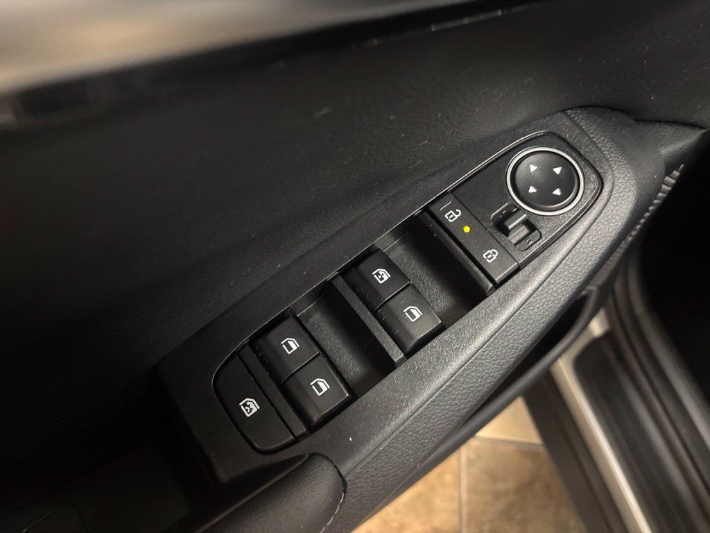 Used 2024 Kia Seltos EX AWD/4WD image 24