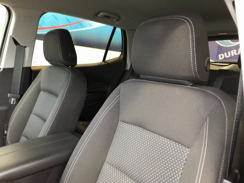 Used 2024 GMC Terrain SLE w/ Driver Convenience Package image 21