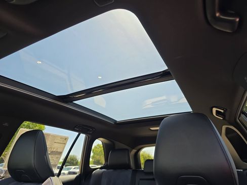 New 2026 Toyota RAV4 XSE w/ Panoramic Sun Roof Package AWD/4WD image 26