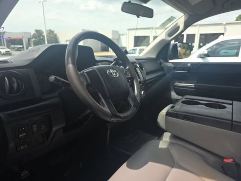 Used 2015 Toyota Tundra SR w/ Tow Package RWD image 12