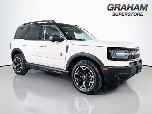 Used 2025 Ford Bronco Sport Outer Banks w/ Outer Banks Tech Package+ image 1