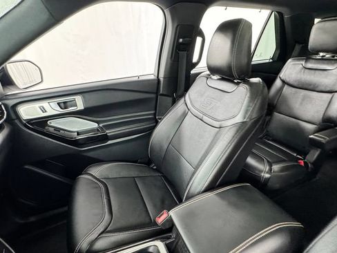 Used 2023 Ford Explorer ST w/ Equipment Group 401A AWD/4WD image 13