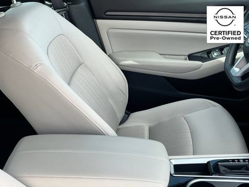 Certified 2024 Nissan Altima 2.5 SV FWD image 10