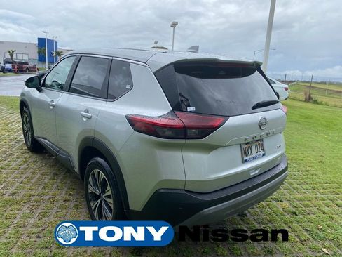 Used 2023 Nissan Rogue SV image 5