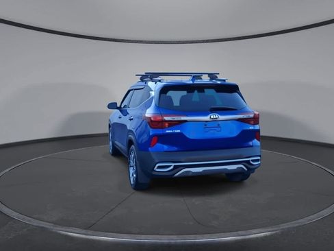 Used 2021 Kia Seltos EX image 7