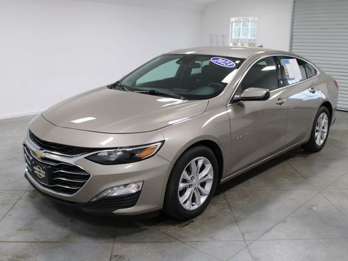 Used 2023 Chevrolet Malibu LT image 4