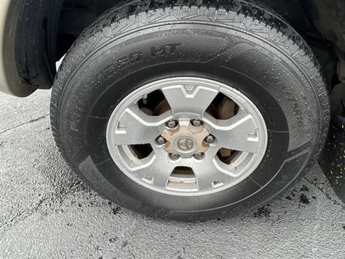 Used 2008 Toyota Tacoma PreRunner image 29