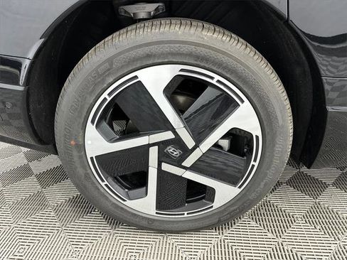 New 2026 Hyundai Ioniq 9 Limited image 19