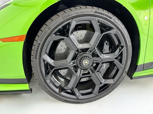 Used 2024 Lamborghini Huracan Tecnica image 26
