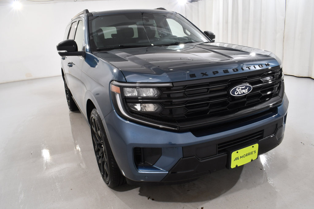 New 2027 Ford Expedition Platinum w/ Stealth Performance Package AWD/4WD image 4