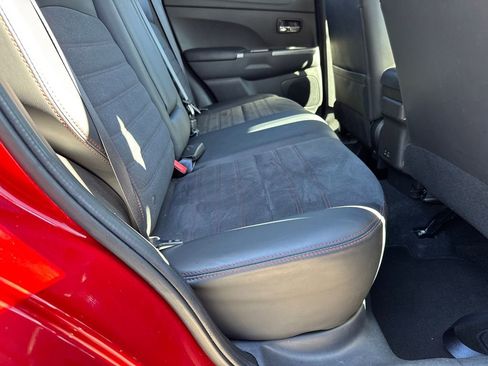 Used 2024 Mitsubishi Outlander Sport ES image 15