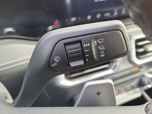 Used 2025 Ford Mustang GT Premium image 24