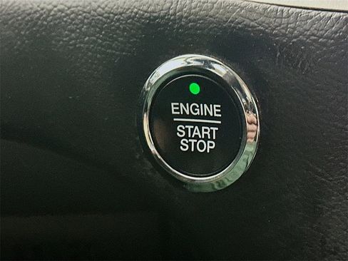 Used 2024 Ford Edge SEL image 27