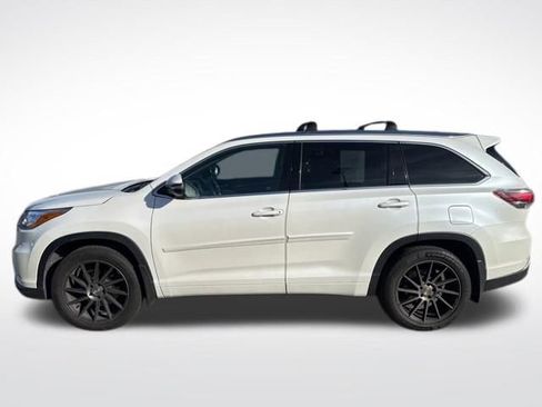 Used 2015 Toyota Highlander Limited Platinum AWD/4WD image 8