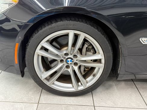 Used 2015 BMW 750i RWD image 40