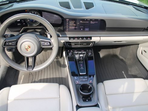 Certified 2021 Porsche 911 Carrera image 22