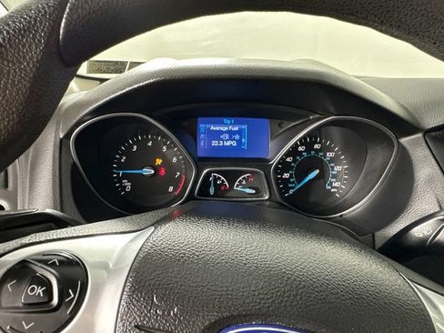 Used 2014 Ford Focus SE FWD image 23