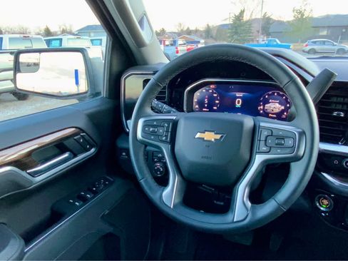 New 2026 Chevrolet Silverado 1500 LT image 45