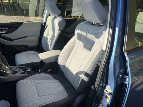 Used 2020 Subaru Forester Premium image 15