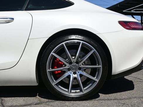 Used 2016 Mercedes-Benz AMG GT S image 27