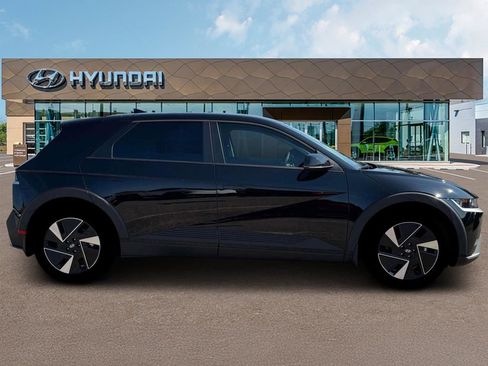 New 2026 Hyundai Ioniq 5 SEL image 9