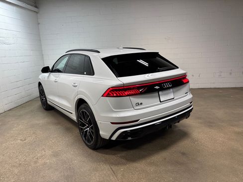 Used 2020 Audi Q8 Premium Plus w/ Premium Plus Package AWD/4WD image 9